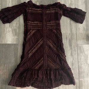 Cinc a Sept mini, off the shoulders, burgundy dress. Size 6.